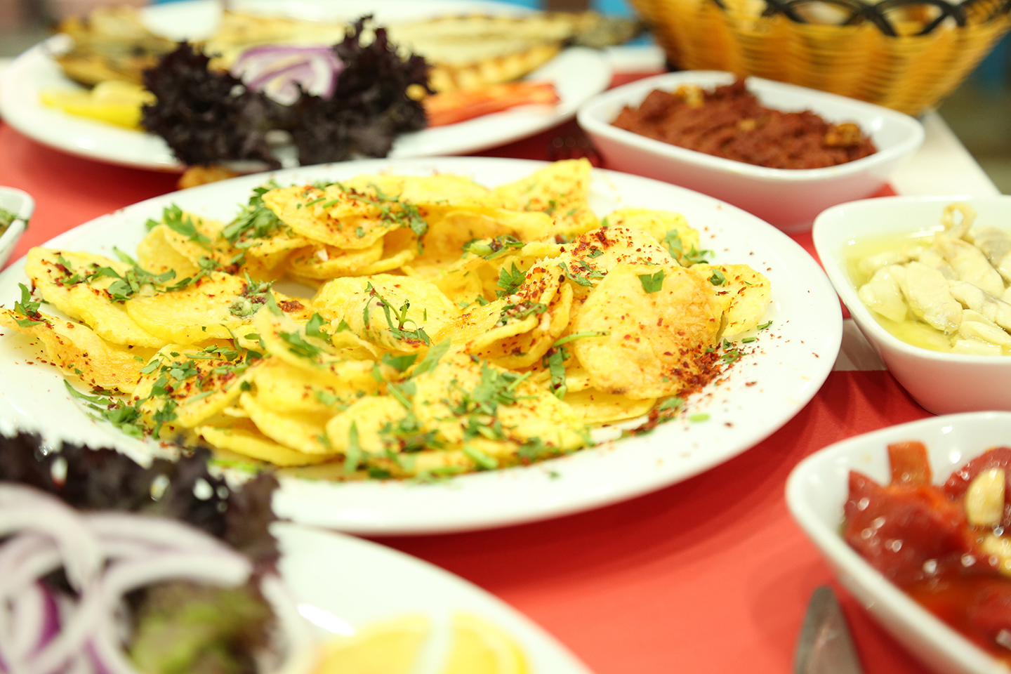 Adana’da Ailece Balık Keyfi: Balıkçı 1’in Alkolsüz Restoranı